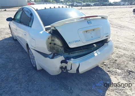 2006 Nissan Altima 2.5 S from USA, damaged, VIN 1N4AL11D26C200605